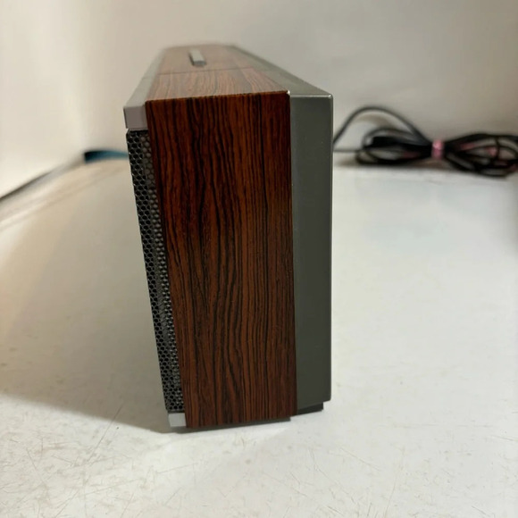 Vintage Pulser stereo  am/fm receiver/electronic alarm clock - Picture 3 of 12